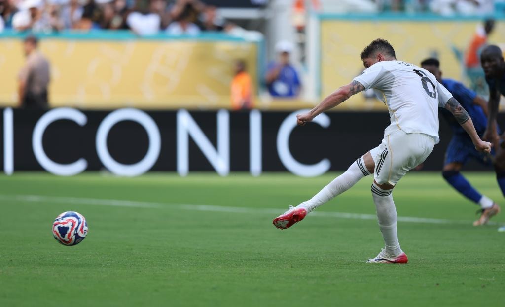 [NBA]鲍威尔34分 热火战胜鹈鹕